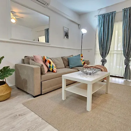 Appartement & Refreshing Pool Holidays Air-conditioning , Costa Adeje (Tenerife)